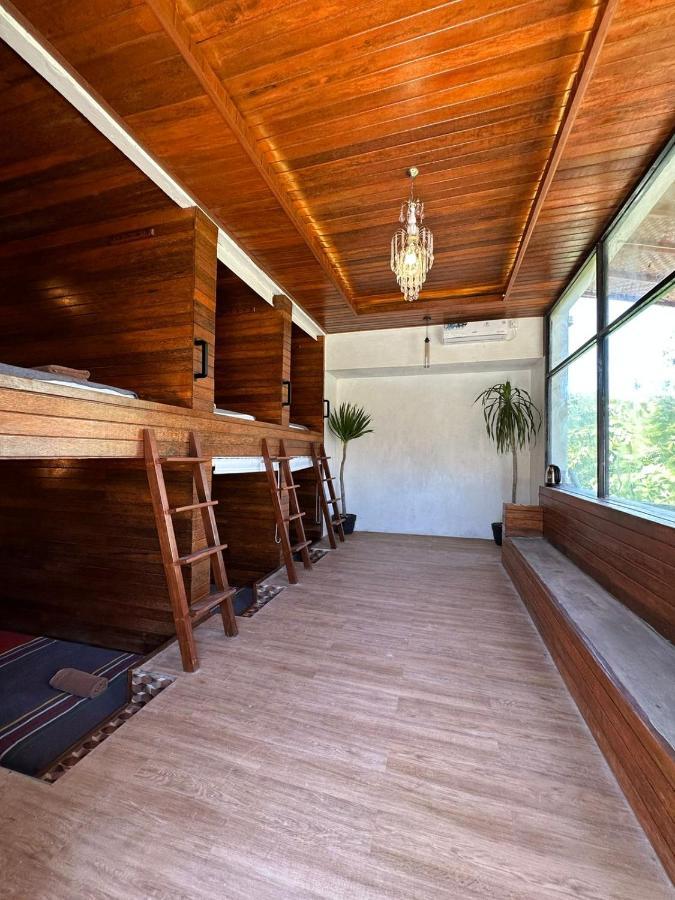 Penida Hills Hostel Batununggul Eksteriør bilde